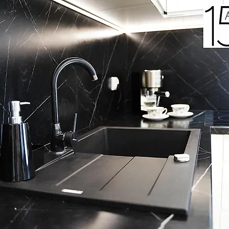 아파트 15 Double Rest